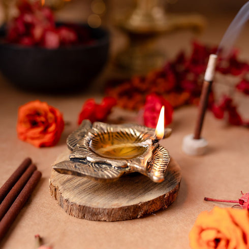 Samskara Home Lalit Brass Diya
